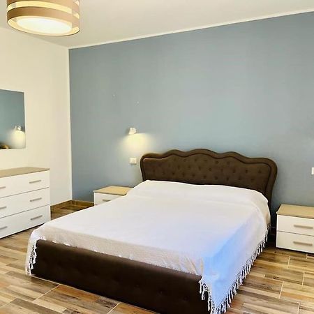 דירות פרטיליה Nina'S House מראה חיצוני תמונה
